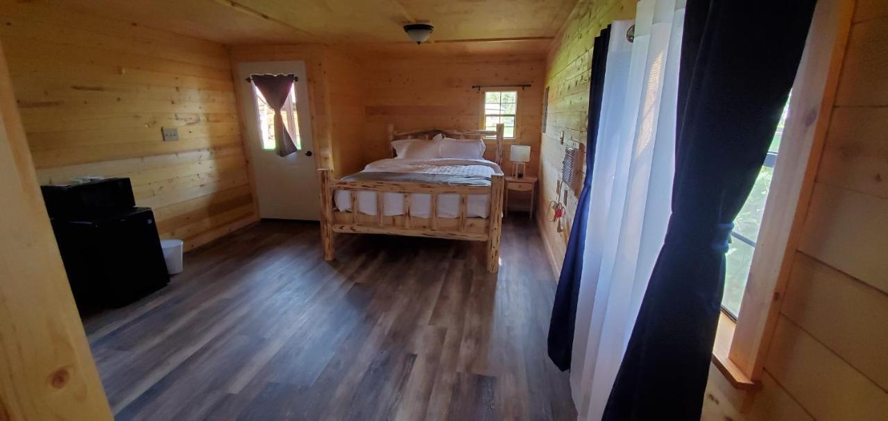 Stanton Creek Cabins Resort 2*