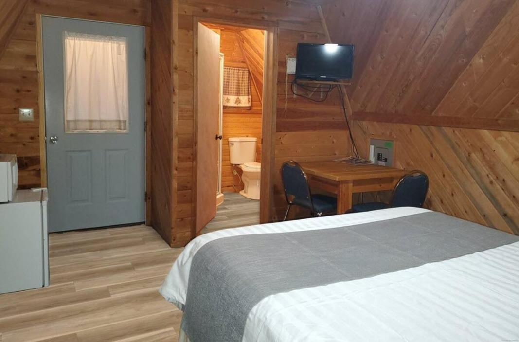Stanton Creek Cabins 2*