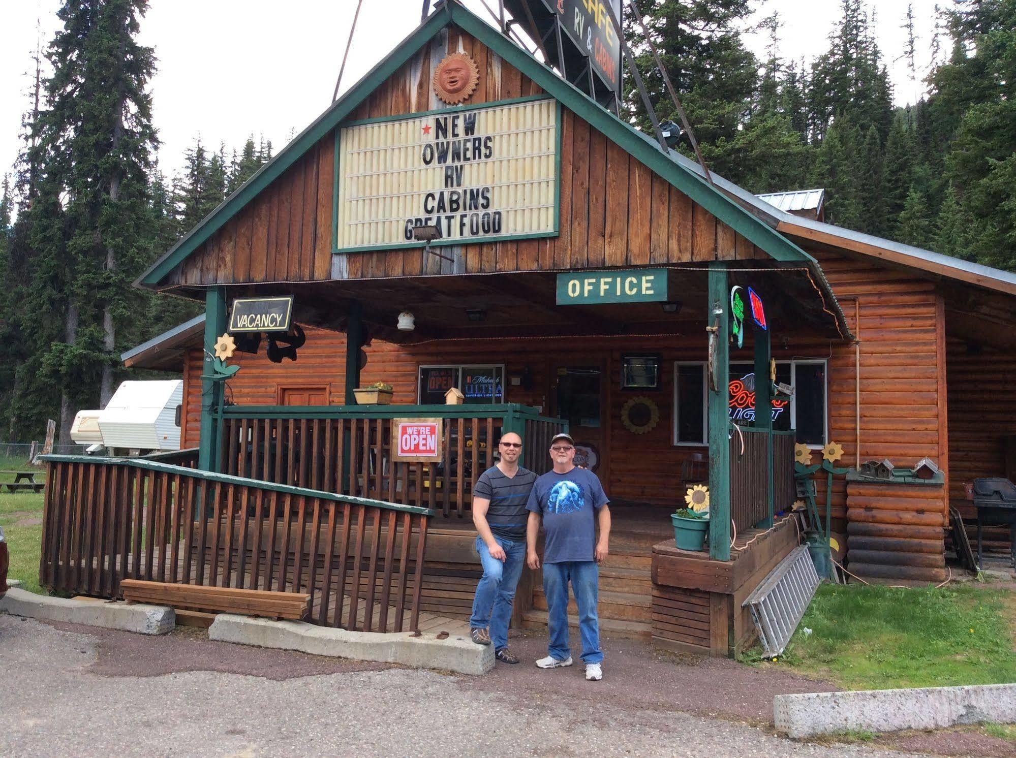 Stanton Creek Cabins 2*