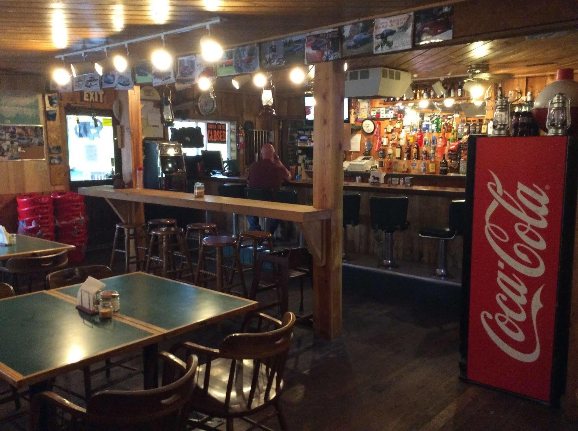 Stanton Creek Cabins Resort 2*